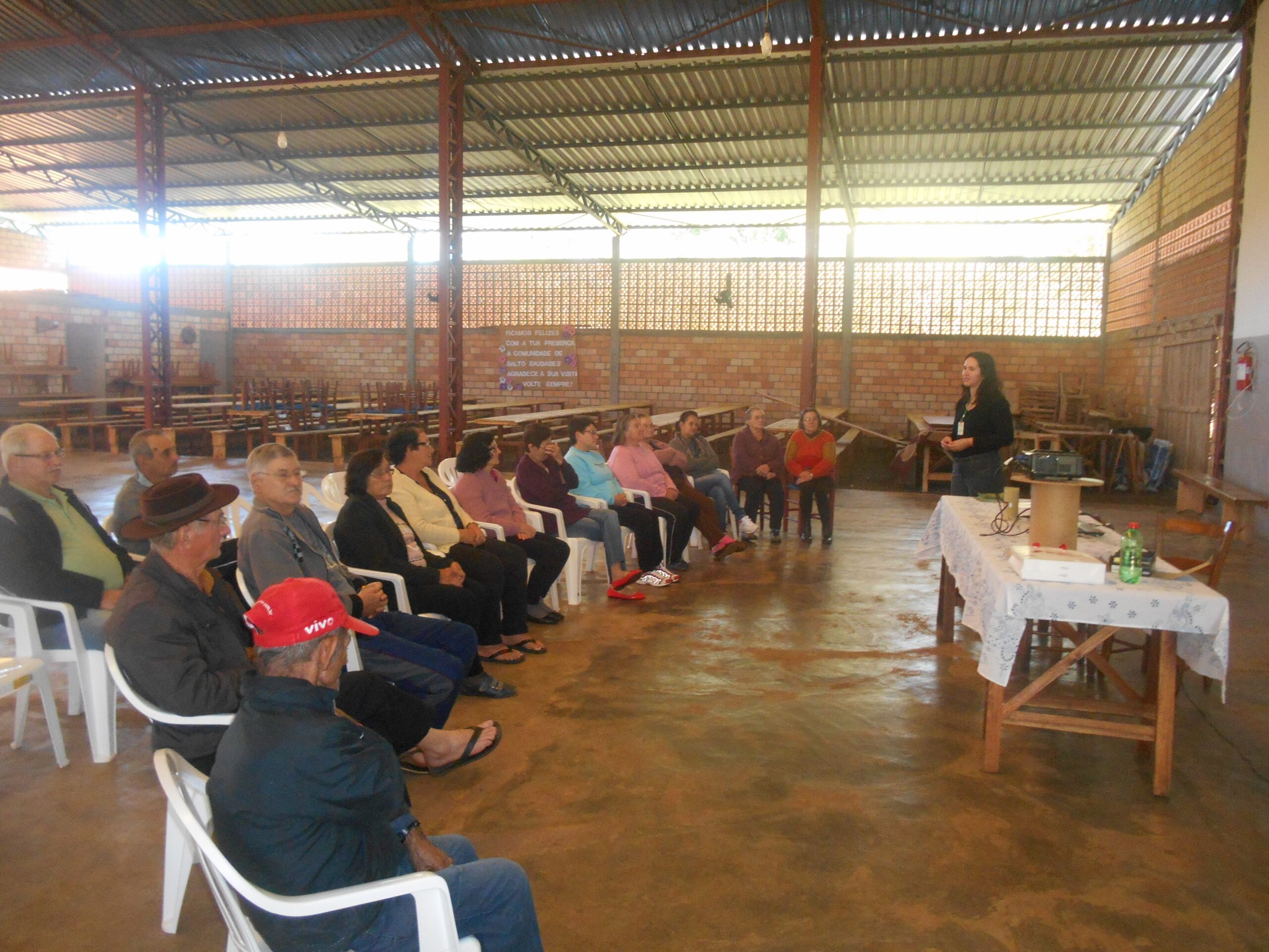 Leia mais sobre o artigo CREAS de Quilombo realiza palestras de conscientização