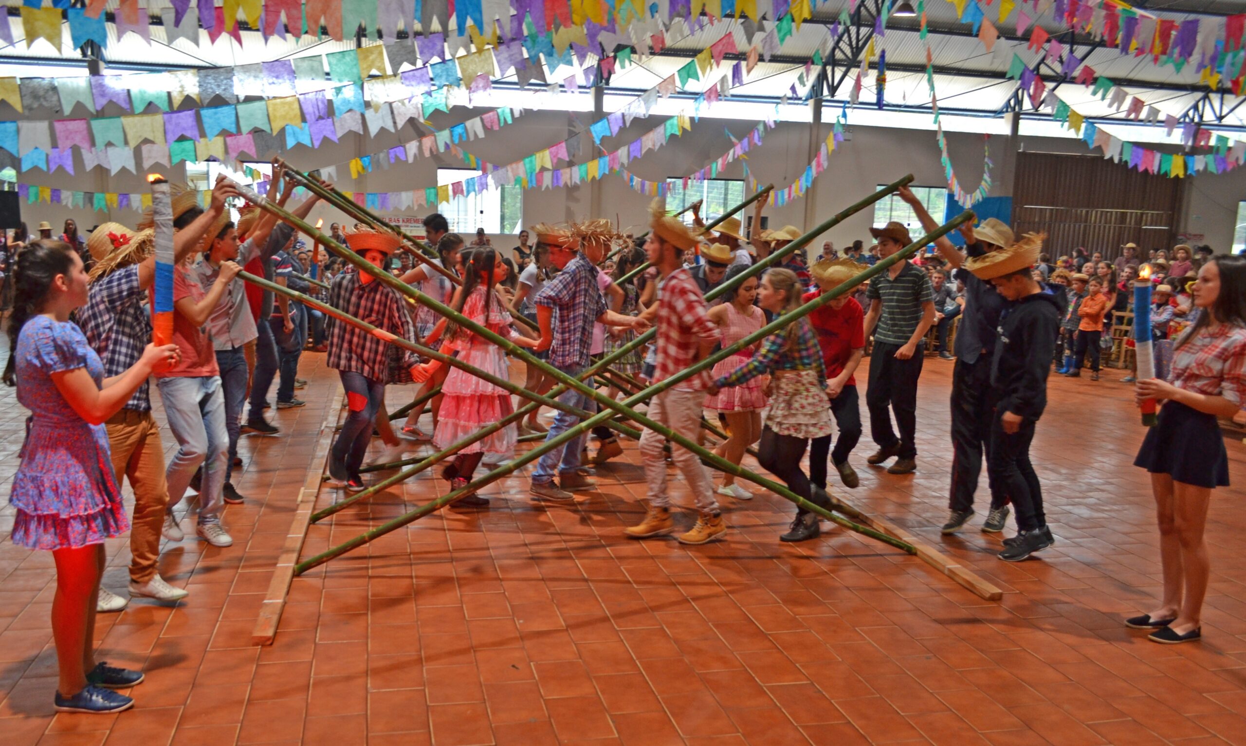 Leia mais sobre o artigo Tradicional festa junina das escolas é realizada em Sul Brasil