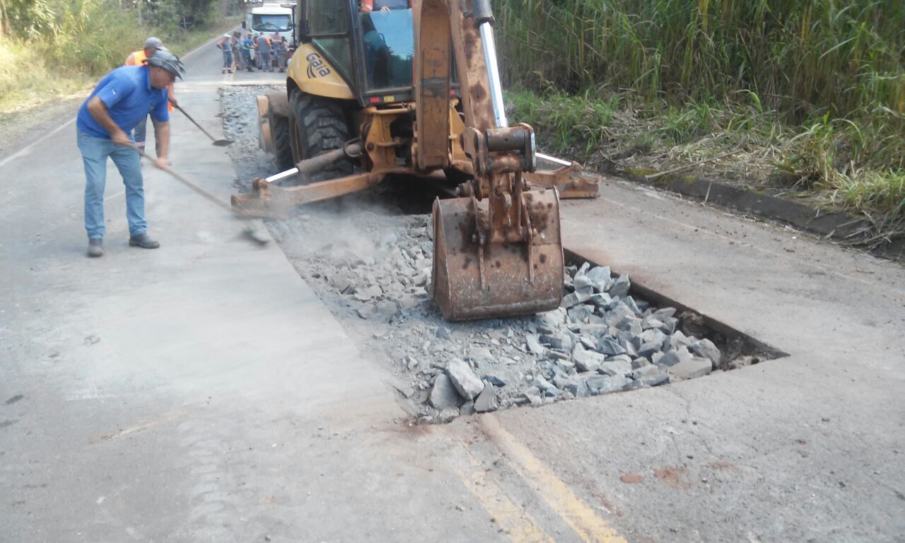 Leia mais sobre o artigo Governo de Sul Brasil agradece Deinfra e ADR pela revitalização da SC 160