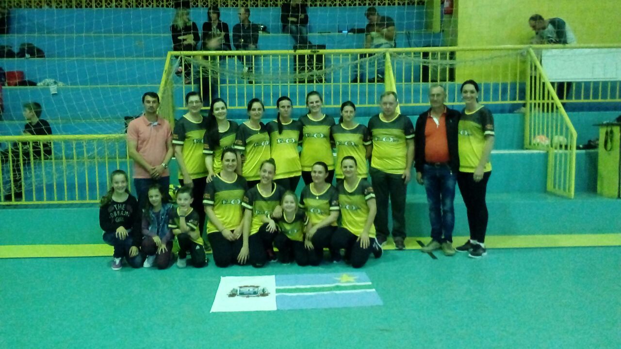 Leia mais sobre o artigo Enxovais Orso estreou com vitória no Campeonato Microrregional de Voleibol