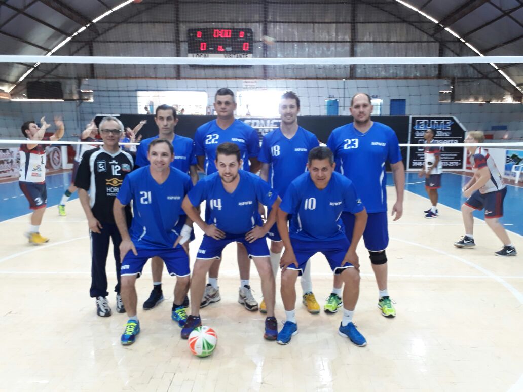 Leia mais sobre o artigo Voleibol de Águas Frias participa da etapa regional do JASC