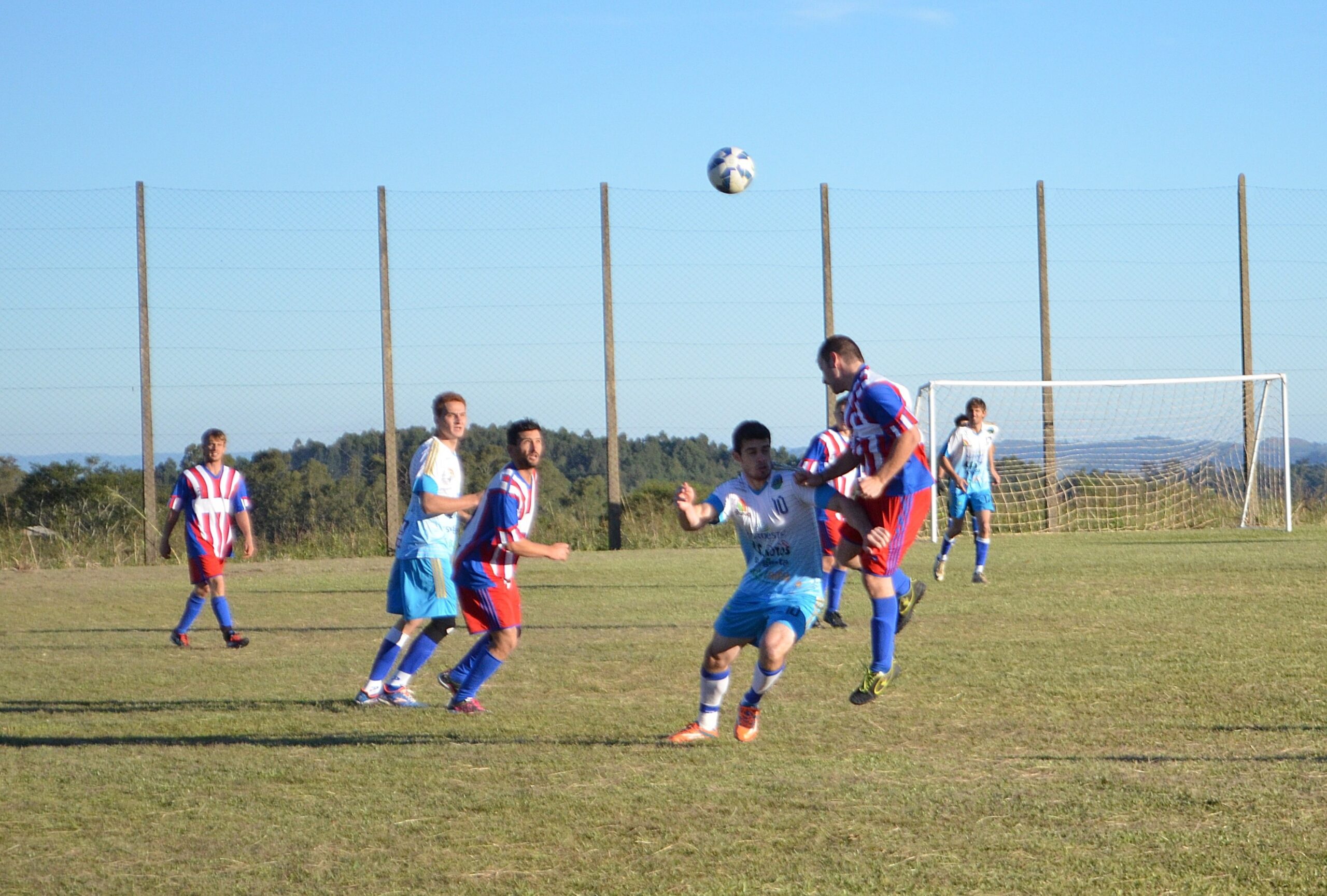 Leia mais sobre o artigo Municipal de Futebol Suíço inicia sábado em Formosa do Sul