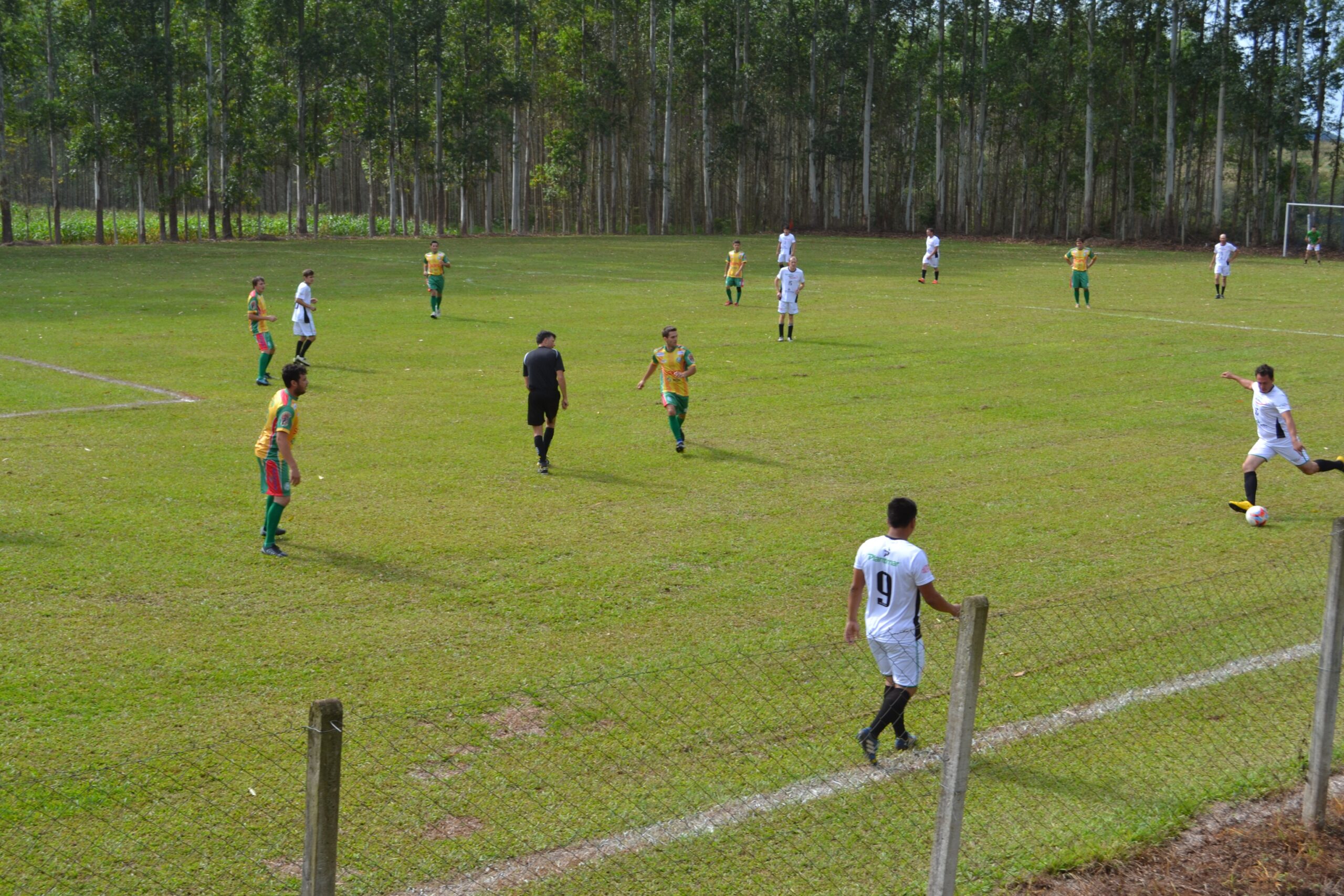Leia mais sobre o artigo É domingo: EC Fluminense recebe primeira rodada do Campeonato de Futebol de Campo
