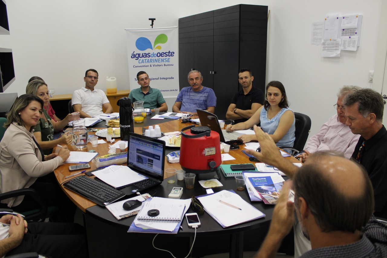 Leia mais sobre o artigo Secretaria de Turismo de São Carlos participa de reunião em Concórdia