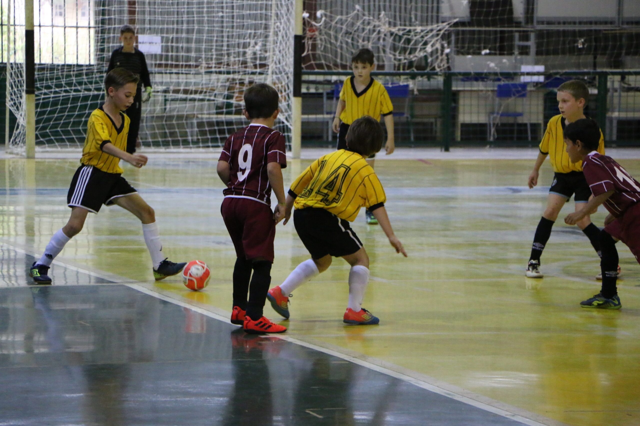 Leia mais sobre o artigo Iniciado o Campeonato Municipal de Futsal categorias de Base