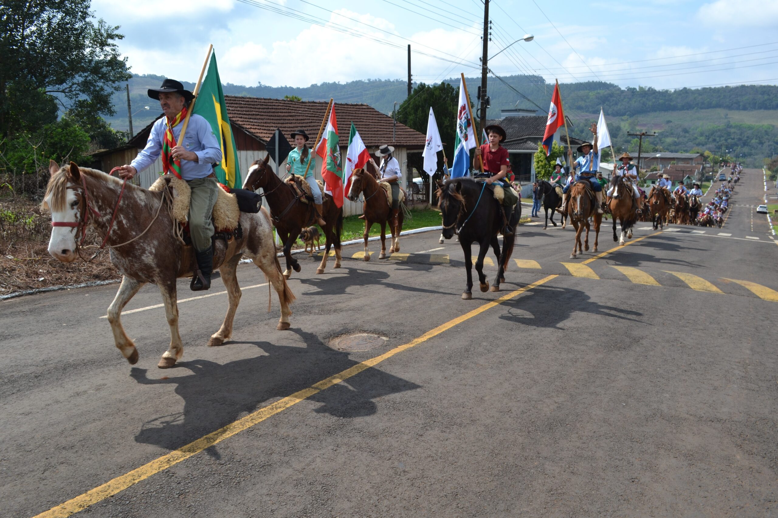 Leia mais sobre o artigo 5ª Cavalgada da Amizade supera expectativas na comemoração de 27 anos de Sul Brasil