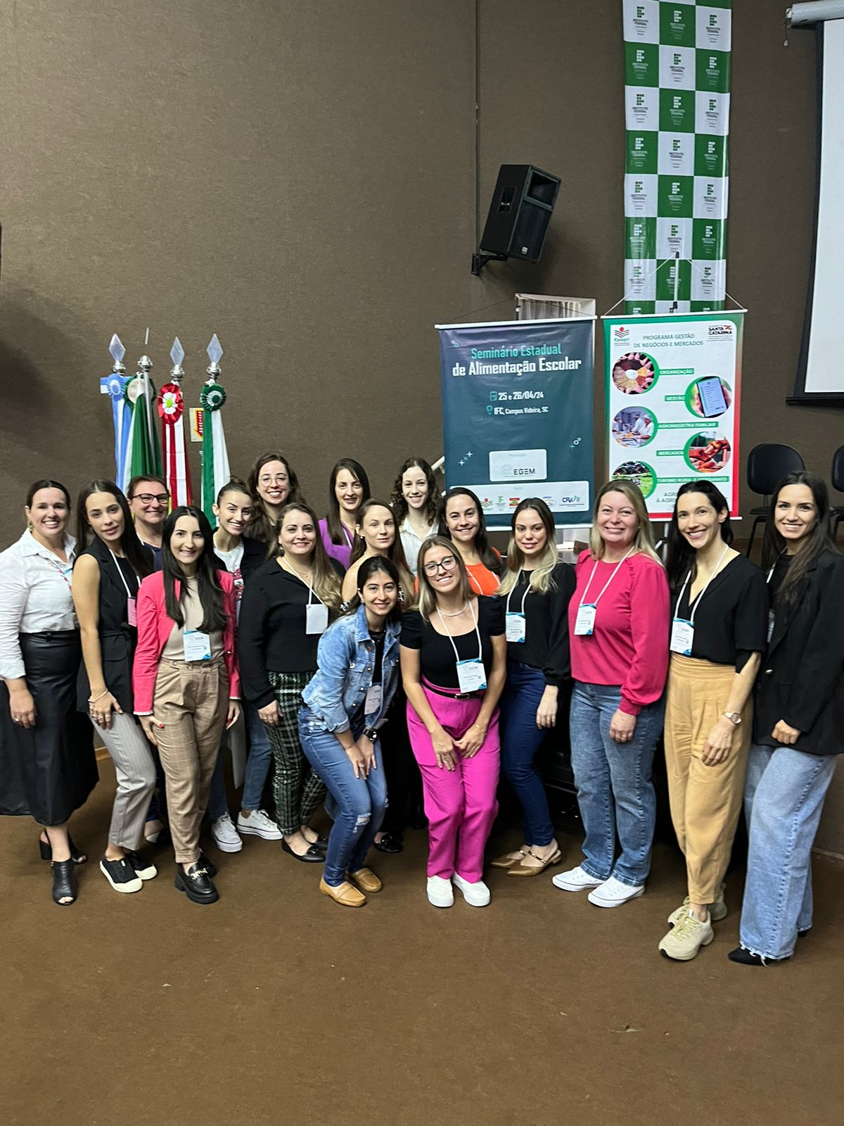 Leia mais sobre o artigo Colegiado de Nutricionistas da Região da AMOSC participam do seminário estadual de alimentação escolar no município de Videira/SC