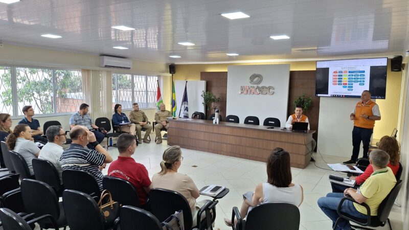 Plano de Contingência para segurança nas escolas da Região Amosc mobiliza Instituições no Oeste de SC